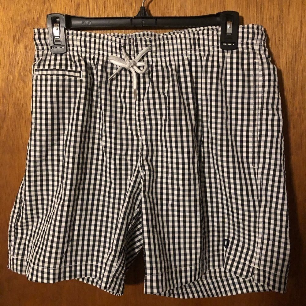 Menβs swim trunks